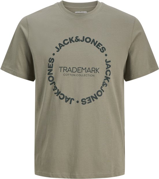 Olijfgroen t-shirt met ronde hals met circulaire 'JACK & JONES TRADEMARK COTTON COLLECTION' opdruk.