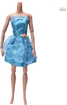 Korte Blauwe jurk met kant voor de Barbie pop