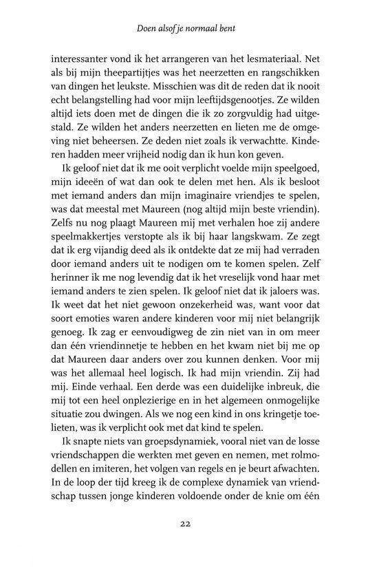 Bladzijde 22 met tekst over de schrijfster die zich als kind erg verveelde en niet wist hoe ze met andere kinderen moest omgaan. Ze mocht niet met hen meedoen.