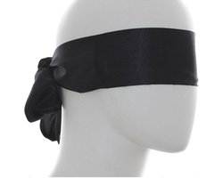 Zwarte Blindfold van zilk - Blinddoek - SM