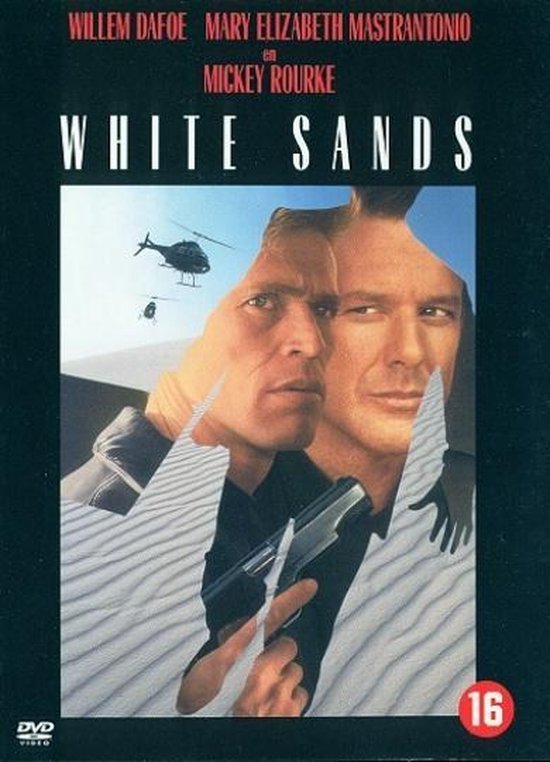 Filmposter "White Sands" met Willem Dafoe en Mickey Rourke, twee mannen in close-up met helikopters en woestijnlandschap.