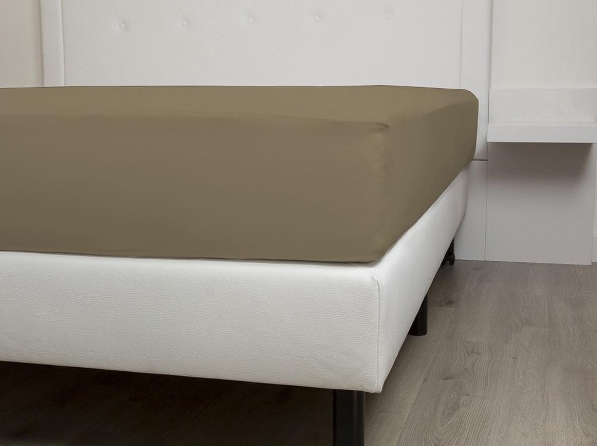 HnL Living - Hoeslaken - Katoensatijn - 140 x 200 cm - Gold