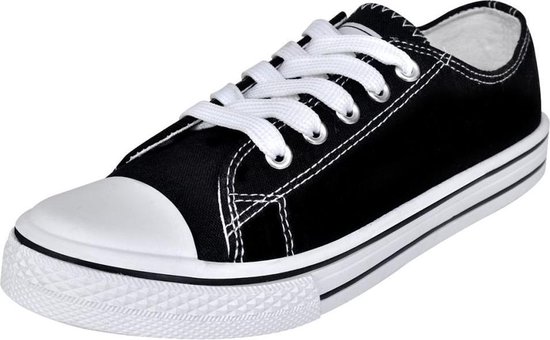 31x de mooiste dames sneakers aller tijden van klassiek tot nieuw