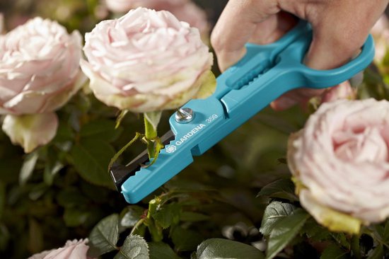 GARDENA Multifunctionele Bloemenschaar Snoeischaar - Lengte 210 mm - RVS messen van GARDENA — afbeelding 4