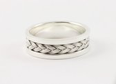 Zilveren ring met vlechtpatroon - maat 17