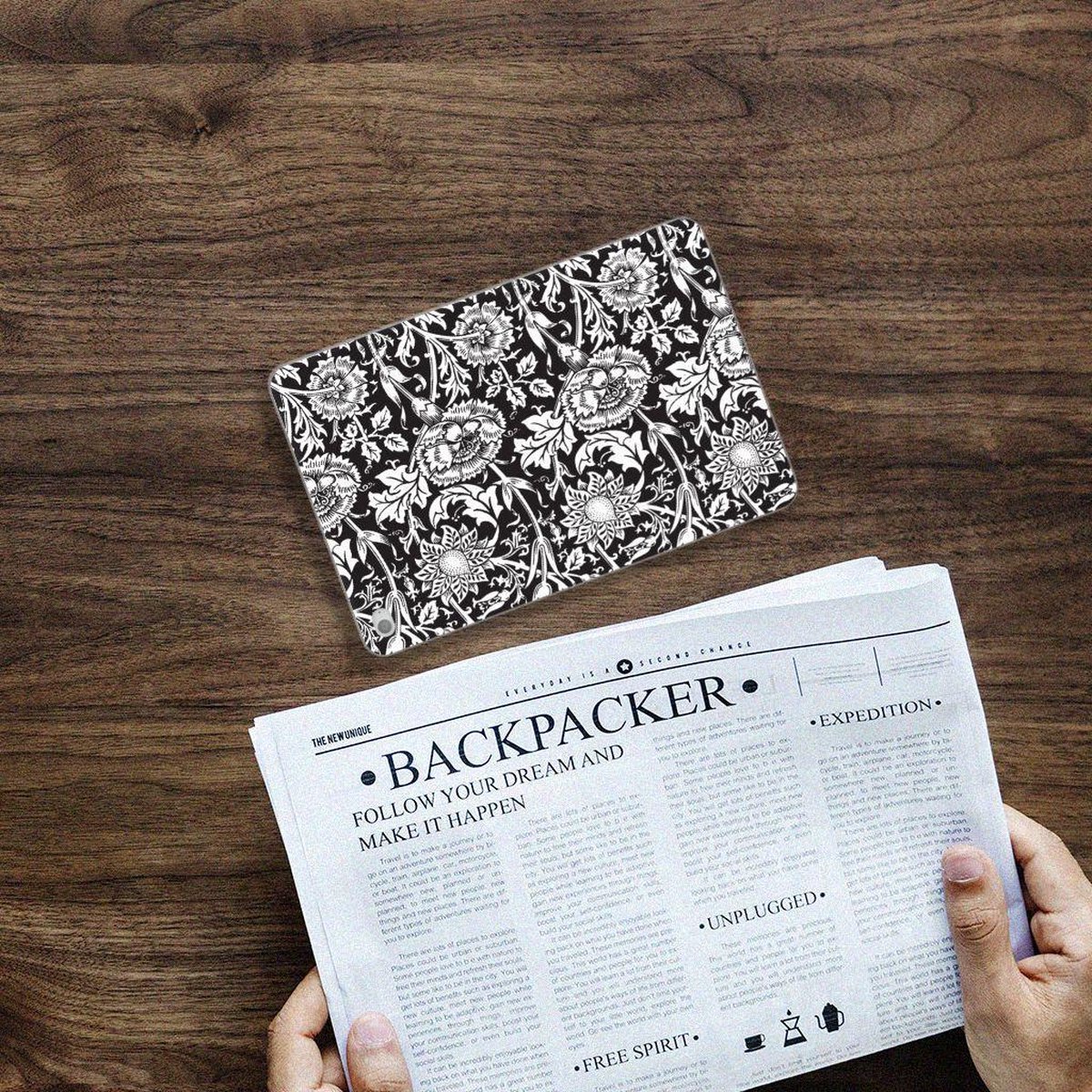 Apple iPad Mini 4 | Mini 5 (2019) Siliconen Hoesje Black Flowers