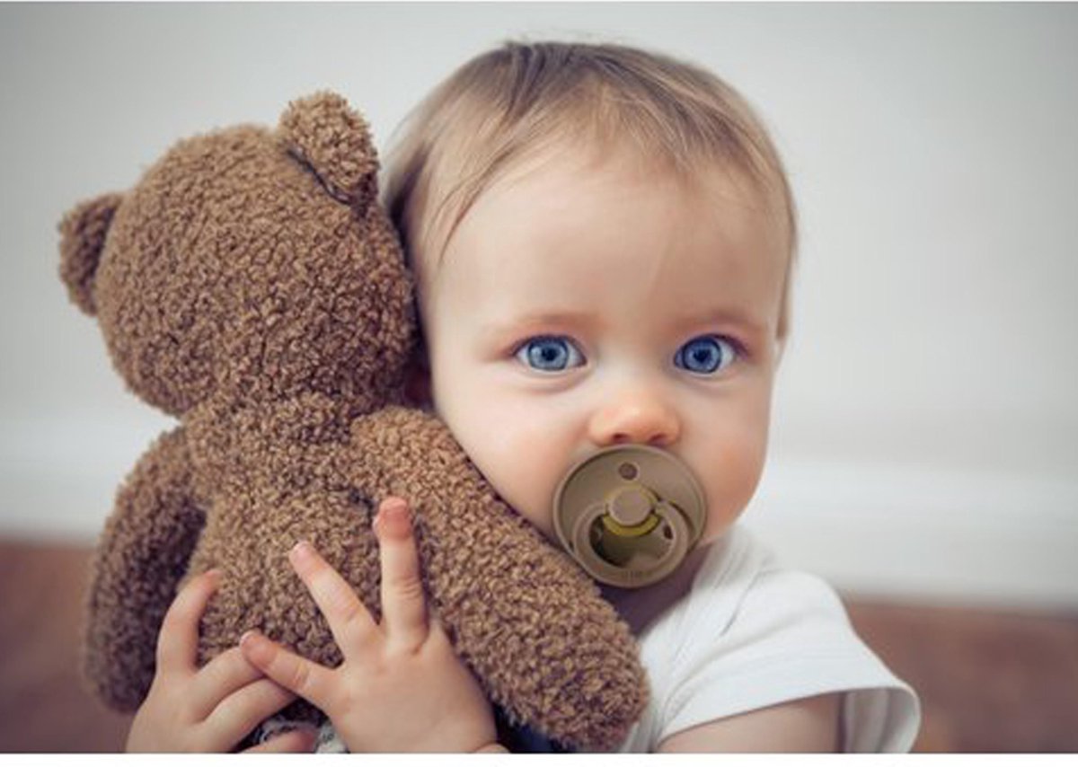 BIBS Glow in the dark BLACK maat 2 618 maanden