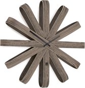 Umbra - Klok - Wandklok Ribbonwood - hout
