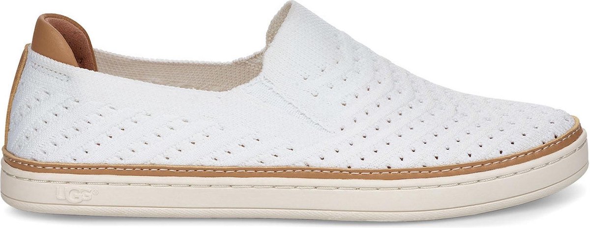 UGG Dames Instappers Sammy Chevron - Wit - Maat 37 | bol.com