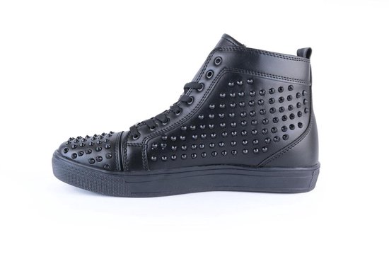 verjaardag klinker Wederzijds Manzotti heren Sneakers zwart met studs | Maat 43 | bol.com