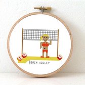 Vrouwlijke beach volleybal borduurpakket | Borduurpakket voor volwassenen | Beach Volleybal sporter kado maken  | Borduurpakket inclusief borduurring, DMC borduurgaren, Aida borduu