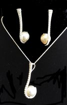 Hetty'S -Schitterende sieraden set - met parels en Zirconia's