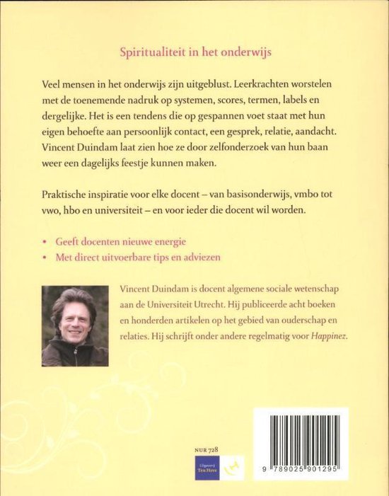 Achterkant van een boek met tekst over spiritualiteit in het onderwijs en een foto van de auteur Vincent Duindam.
