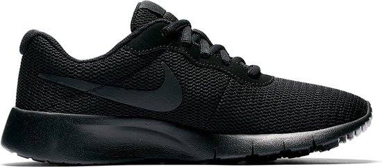 De kamer schoonmaken Onderzoek Uitwisseling Nike Tanjun Bg Jongens Sneakers - Black/Black - Maat 5.5Y | bol.com