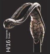 MadDeco - slang - Beukenhouten wandelstok met ivoordesign handvat - Italiaans design