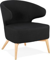 Alterego ODILE' loungestoel in zwarte stof en natuurlijke poten van natuurlijk hout