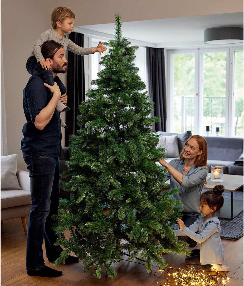 HOMCOM Kunstkerstboom 2,1 M, Dennenboom Met 505 Takken, Eenvoudig Te Monteren Authentieke~13c3k76uqu801