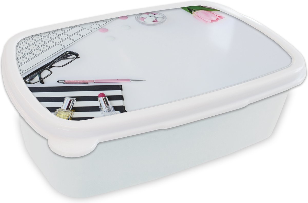 Broodtrommel Wit - Lunchbox - Brooddoos - De werkplek van een vrouw - 18x12x6 cm - Volwassenen