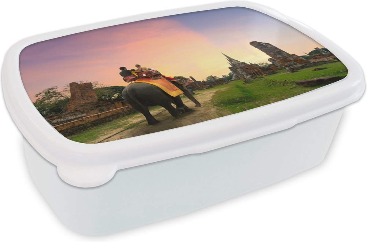 Broodtrommel Wit - Lunchbox - Brooddoos - Rijden op een olifant - 18x12x6 cm - Volwassenen