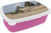 Broodtrommel Roze - Lunchbox - Brooddoos - Tractor - Zand - Boom - 18x12x6 cm - Kinderen - Meisje