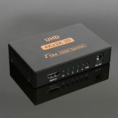 UHD 4K x 2K 3D 1 x 4 HDMI-splitter - DC 5V-adapter meegeleverd - Ondersteunt DTS-HD / Dolby-TrueHD / LPCM7.1 / DTS / Dolby-AC3 / DSD (zwart)