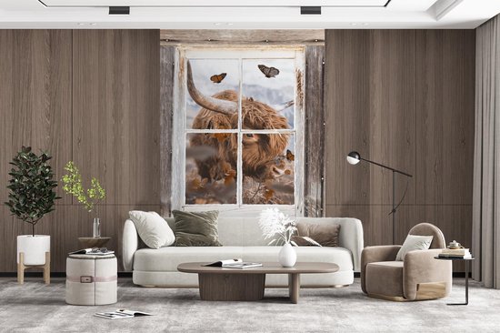 Behang - Fotobehang Schotse hooglander - Doorkijk - Bloemen - Breedte 225 cm x hoogte 350 cm