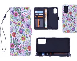 Bookcase Geschikt voor: Motorola G10 / G20 / G30 hoesje met print - Flowers