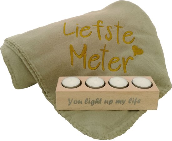 Relaxpakket: Beige fleecedeken met borduursel ‘Liefste Meter’ en Theelichthouder met opdruk 'You Light up my life' - Plaid - Meter Cadeau