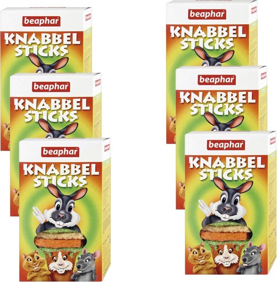 Zes verpakkingen Beaphar Knabbelsticks, elk met een konijn, cavia en muis illustratie.