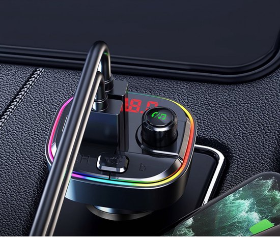 Rixus Bluetooth Car FM Player + Quick PD Car Charge RXBT14 | Ambient Light  | Auto Oplader | Geschikt voor Apple/Samsung/Huawei