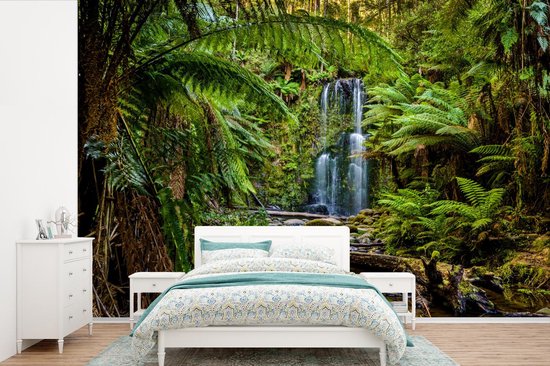 Behang - Fotobehang Watervallen diep in de regenwouden van Victoria - Breedte 450 cm x hoogte 300 cm