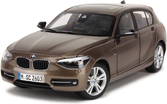 BMW 1 Series - 1:18 - Paragon Models | bol