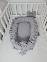 Bébélunes - Pure Grey - Babynest  - Grijs - 60x100cm - Inclusief kussen