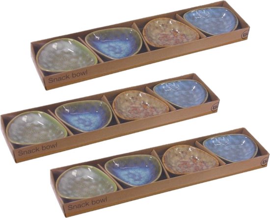 Sojasauskommen, 6 stuks vierkante keramische borden voor sojasaus, 8,2 x 8,2 x 3 cm, sushi-kommen, mini keramische kommen voor snacks, desserts, sauzen en convergenties (zwart