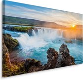 Schilderij - IJslandse waterval bij zonsondergang, multi-gekleurd, 4 maten, premium print