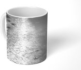 Mok - Zoutvlakte bij Hutt Lagoon - zwart wit - 350 ML - Beker