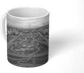 Mok - Luchtfoto van een park in de binnenstad van Brasilia in Zuid-Amerika - zwart wit - 350 ML - Beker