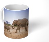 Mok - Familie olifanten met hun baby in Kenia - 350 ML - Beker