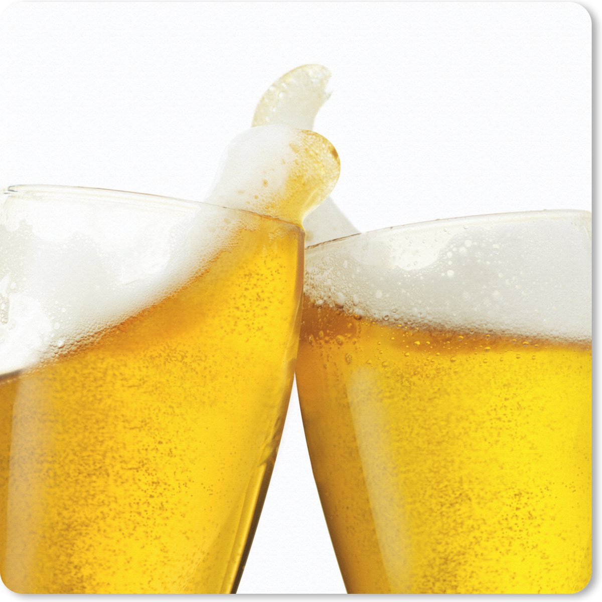 Muismat 20x20 cm - Mousepad Proostende biertjes op een witte achtergrond - Muismatten