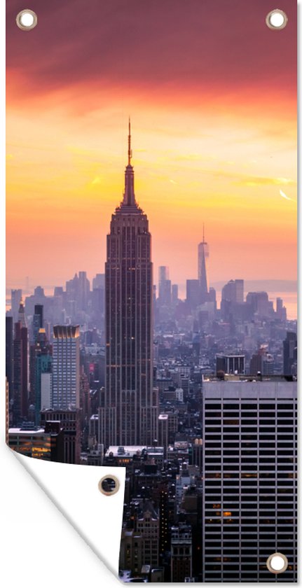 Tuinposter Zonsondergang over het Empire State Building - 40x80 cm - Wanddecoratie Buiten - Tuinposter - Tuindoek - Schuttingposter - Tuinschilderij