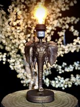 Lamp Metal Elephant Gold 32 cm hoog - tafellamp - lamp industrieel - landelijk - industriestijl - kunsthars lamp - verlichting voor binnen - verlichting voor uw interieur - goud -