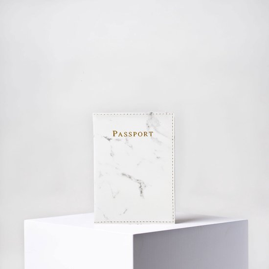 Paspoort Hoes - Paspoort Cover Marmer Grijs – Kunstleer – Inclusief pashouder – Spatwaterdicht - Thousandtravelmiles