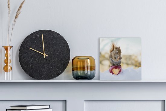 Peinture sur toile Écureuil sur pomme avec un coeur manquant - 20x20 cm - Décoration murale