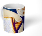 Mok - Een goed ontbijt met een tosti - 350 ML - Beker
