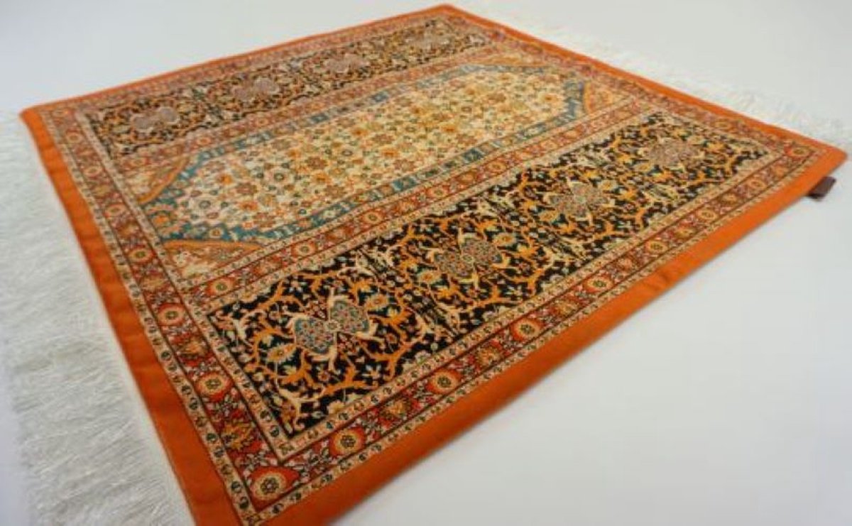 SusaStyle - OUTLET - Wandkleed Darwazè – 70x70 cm – Perzisch design – Luxe woondecoratie met zijdezachte glans