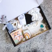 Kraamcadeau Jongen - Babyshower cadeau groot - Leuk en compleet kraamcadeau voor een jongen - Baby Geschenkset - Kraamcadeau voor jongens - Babyshower gift