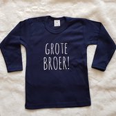 baby shirt met tekst jongen grote broer cadeau aanstaande zwangerschap aankondigen bekendmaken opa en oma oom tante big brother little blauw lange mouw maat 86