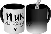 Magische Mok - Foto op Warmte Mokken - Koffiemok - Spreuken - Pluk de dag - Quotes - Carpe diem - Magic Mok - Beker - 350 ML - Theemok - Mok met tekst