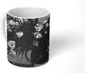 Mok - Stilleven met oleander - Vincent van Gogh - Zwart - Wit - 350 ML - Beker