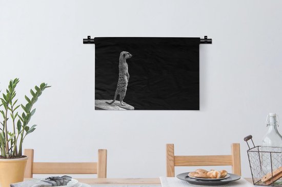 Tapisserie - Tapisserie - Suricate devant fond noir - noir et blanc - 60x40 cm - Tapisserie